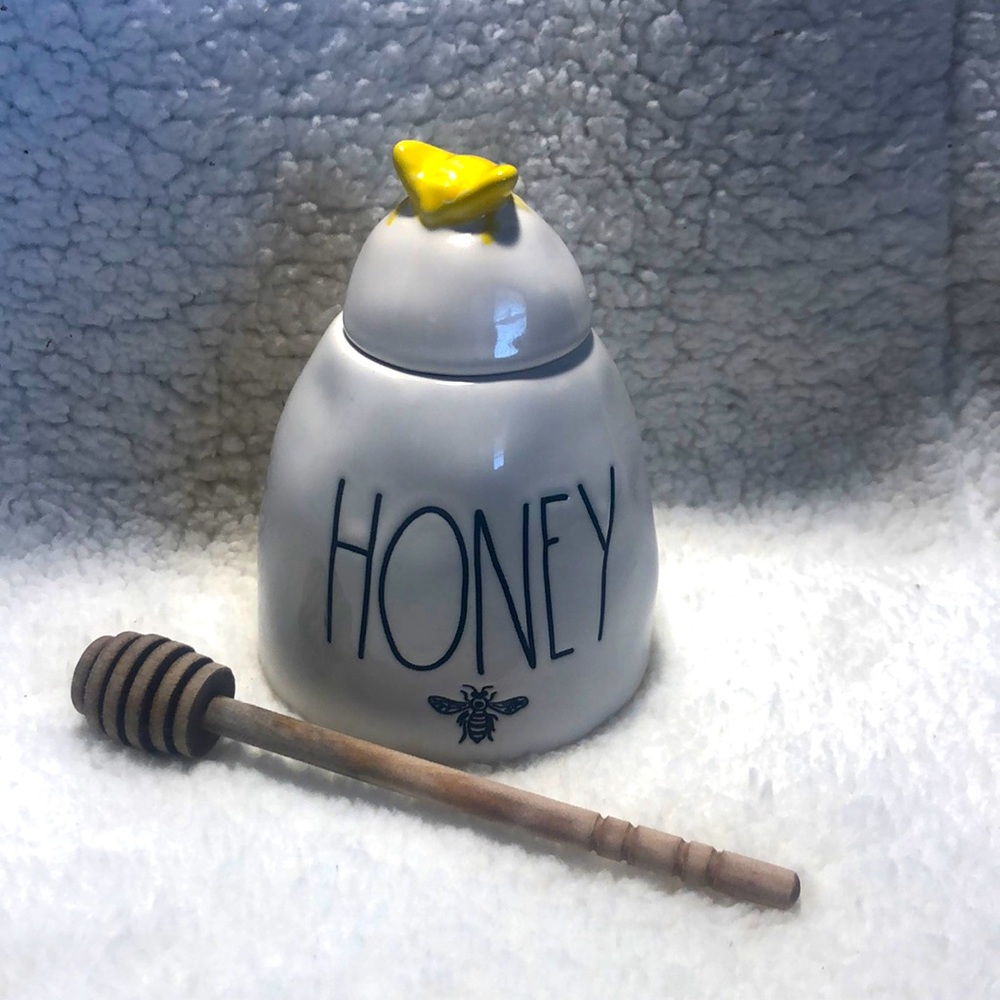 Rae Dunn Ceramic HONEY Pot Ivory Yellow Bee on Lid and Wooden Dipper Kitchen